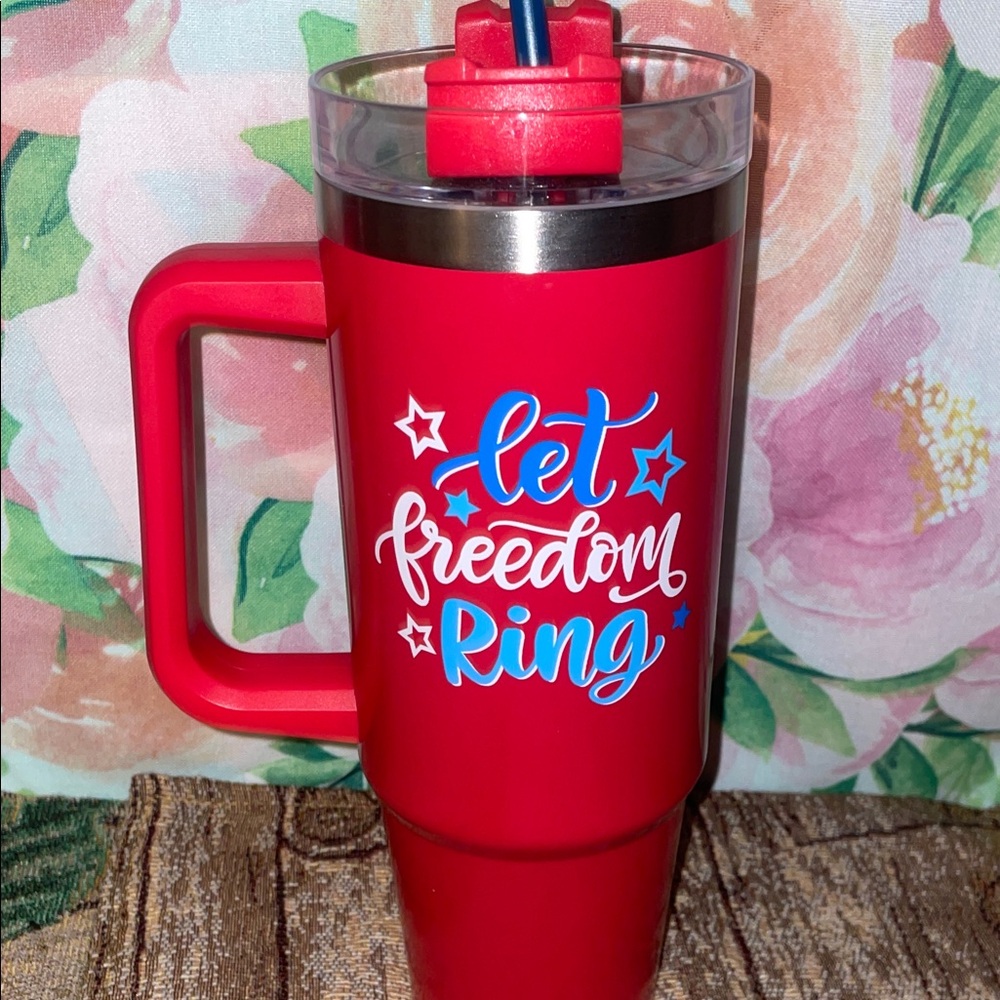 “Let Freedom Ring” Red Insulated Travel Mug with Handle - Picture 4 of 6